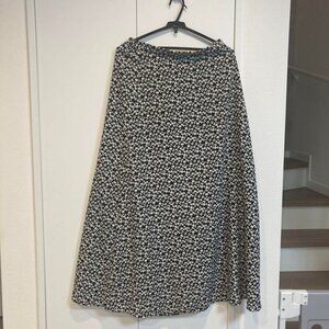 GU floral print skirt